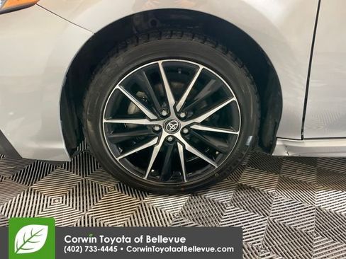 Used 2024 Toyota Camry SE image 26