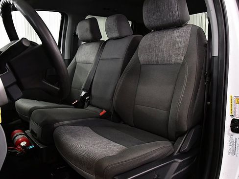 Used 2024 Ford F350 XLT image 30