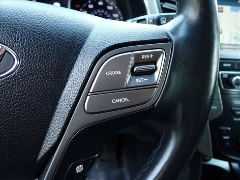 Used 2018 Hyundai Santa Fe AWD w/ Cargo Package image 17
