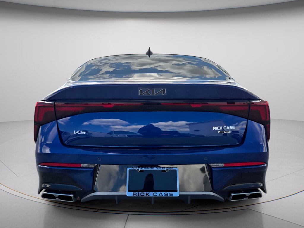 New 2027 Kia K5 GT FWD image 3