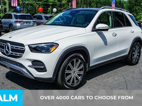 Used 2025 Mercedes-Benz GLE 350 4MATIC image 2