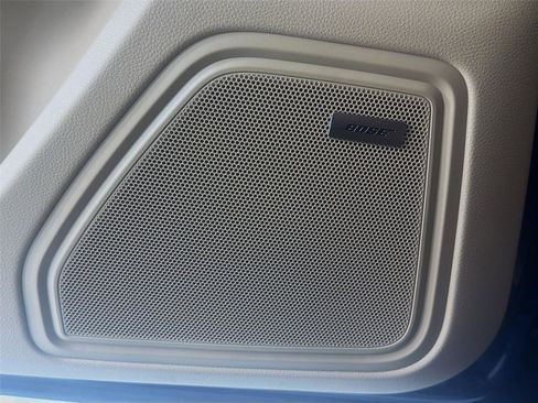 New 2026 Porsche Macan image 9