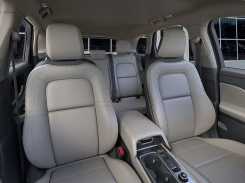 New 2026 Lincoln Corsair Reserve FWD image 11