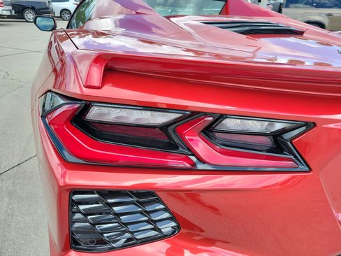 Used 2026 Chevrolet Corvette Stingray Premium Conv w/ Z51 Performance Package RWD image 10