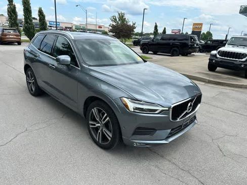 Used 2018 Volvo XC60 T6 Momentum w/ Advanced Package AWD/4WD image 23