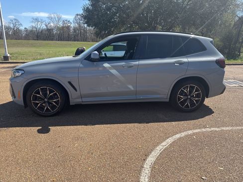 Used 2023 BMW X3 sDrive30i w/ M Sport Package image 4