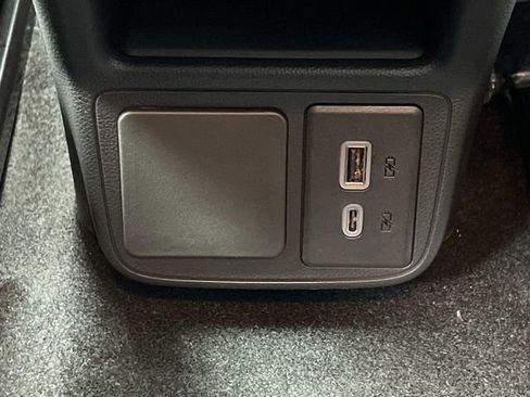 New 2026 Buick Encore GX Preferred w/ Comfort Package AWD/4WD image 13