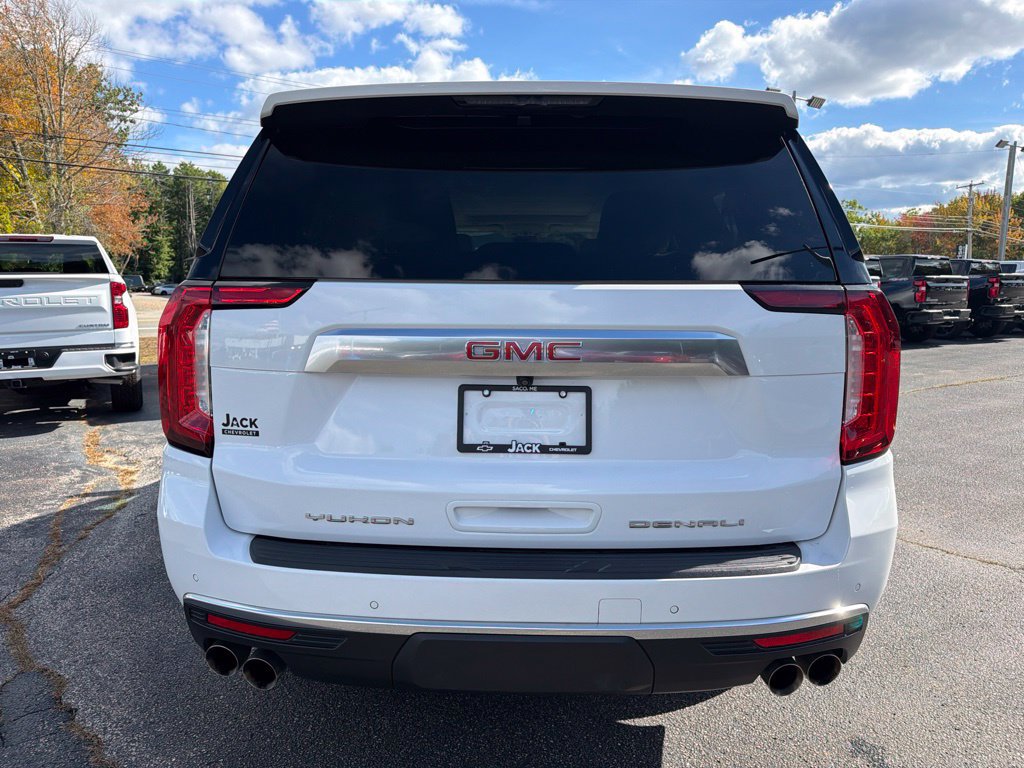 Used 2023 GMC Yukon XL Denali w/ Max Trailering Package AWD/4WD image 6