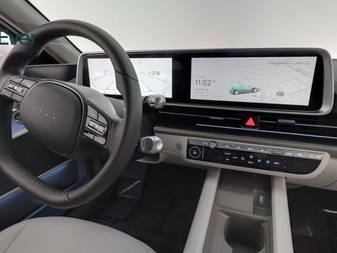 Used 2025 Hyundai Ioniq 6 SEL RWD image 25