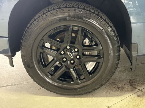 Used 2024 Chevrolet Silverado 1500 Custom w/ LPO, Dark Essentials Package AWD/4WD image 13