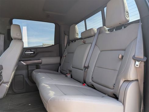 Used 2019 GMC Sierra 1500 SLT image 24