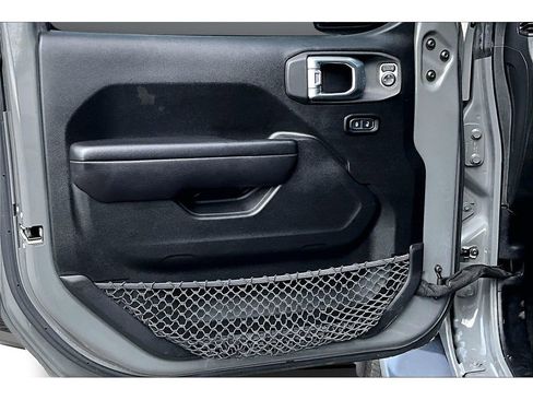 Used 2020 Jeep Wrangler Unlimited Sport S AWD/4WD image 22
