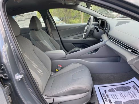 Used 2026 Hyundai Elantra Sport FWD image 34