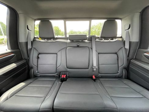 Used 2024 GMC Sierra 2500 Denali w/ Technology Package AWD/4WD image 29