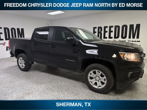 Used 2022 Chevrolet Colorado LT RWD image 3