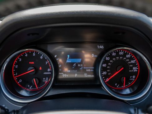 Used 2020 Toyota Camry XSE FWD image 19