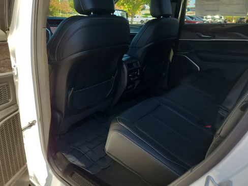 New 2025 Jeep Grand Cherokee Limited image 20