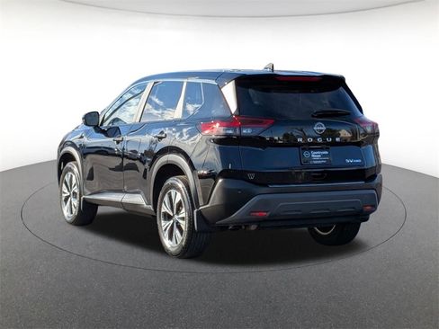 Used 2023 Nissan Rogue SV image 7