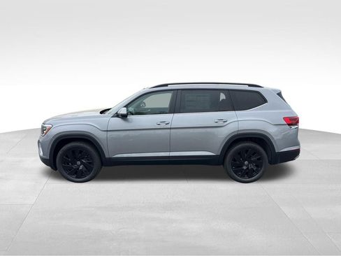 New 2026 Volkswagen Atlas SE image 4