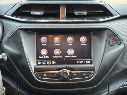 Used 2021 Chevrolet TrailBlazer LS FWD image 12