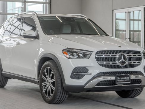 Certified 2025 Mercedes-Benz GLE 450e 4MATIC w/ Driver Assistance Package image 20