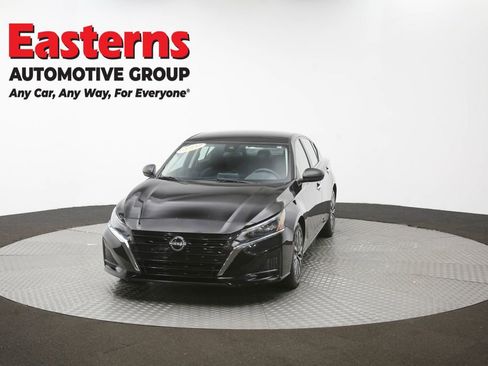 Used 2024 Nissan Altima 2.5 SV FWD image 54