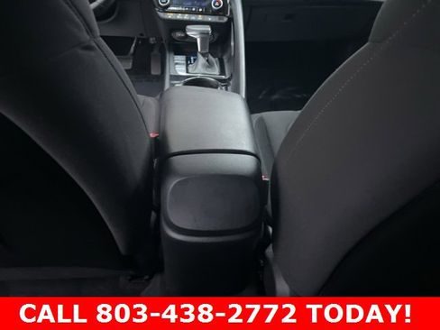 Used 2021 Hyundai Elantra SEL w/ Convenience Package image 14