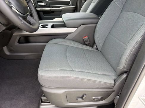 New 2026 RAM 2500 Big Horn AWD/4WD image 21