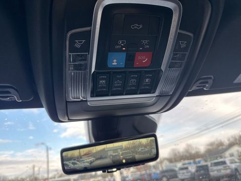 New 2026 RAM 1500 Laramie AWD/4WD image 28