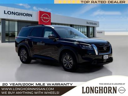New 2025 Nissan Pathfinder SV w/ Cargo Package