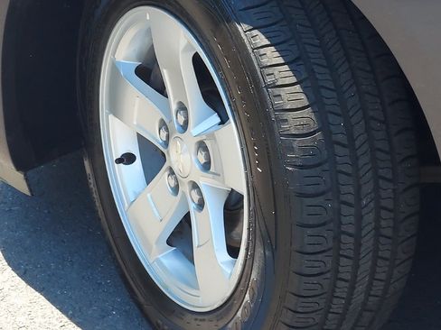 Used 2013 Chevrolet Malibu LS w/ Protection Package FWD image 16