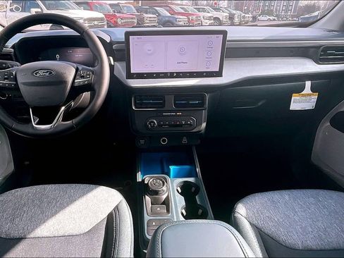 New 2026 Ford Maverick XLT w/ XLT Luxury Package image 5