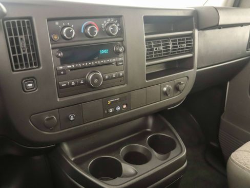 Used 2014 Chevrolet Express 1500 LT w/ LT Preferred Equipment Group image 18