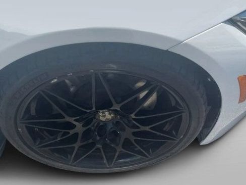 Used 2017 BMW M4 Coupe RWD image 11