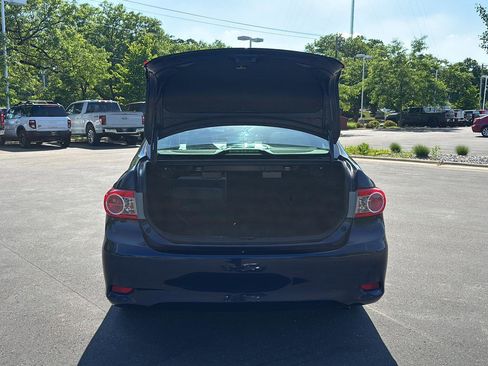 Used 2013 Toyota Corolla LE FWD image 14