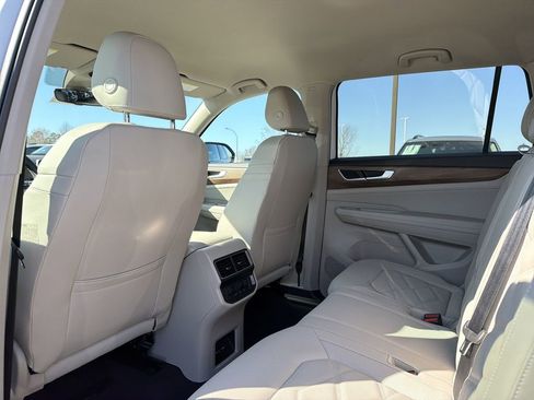 New 2026 Volkswagen Atlas SE image 13