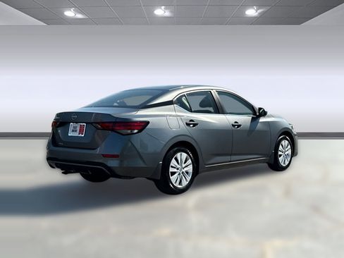 Certified 2025 Nissan Sentra S image 8