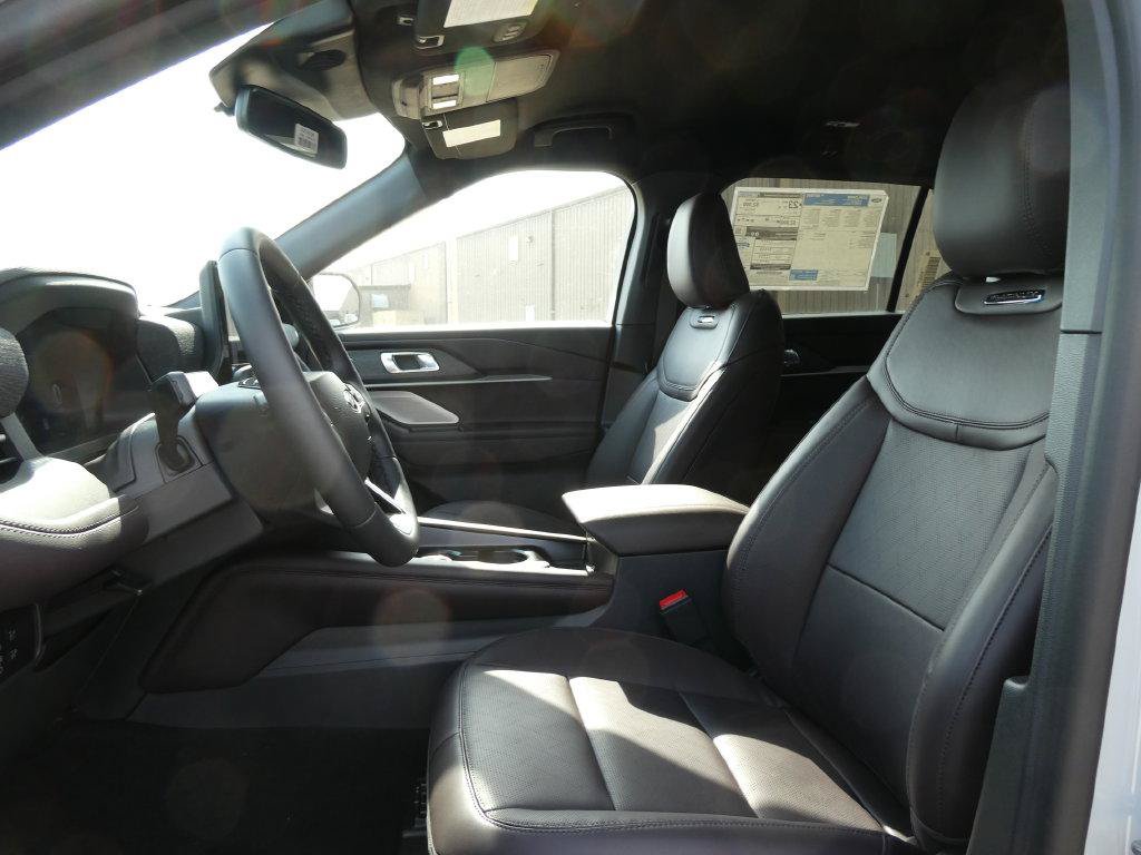 New 2027 Ford Explorer Platinum AWD/4WD image 18