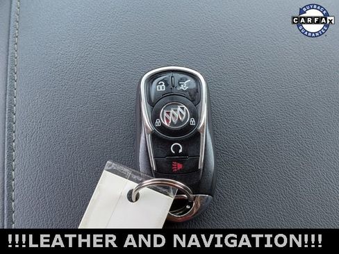 Used 2021 Buick Enclave Essence image 39