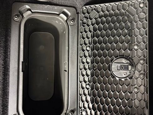 Used 2019 RAM 1500 Classic SLT RWD image 41