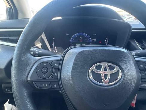 Used 2026 Toyota Corolla LE FWD image 13