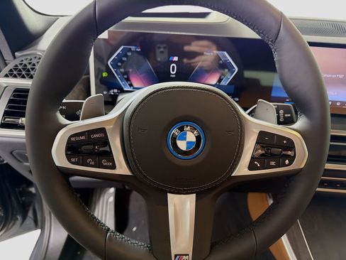 New 2026 BMW X5 xDrive50e w/ M Sport Package image 13