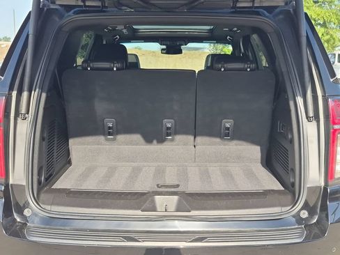 Used 2023 Chevrolet Tahoe LT w/ Luxury Package RWD image 24
