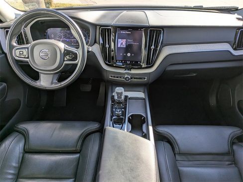 Certified 2022 Volvo XC60 B5 Inscription w/ Advanced Package image 15