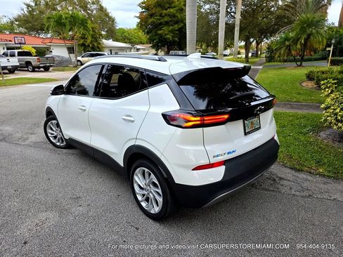 Used 2022 Chevrolet Bolt EUV LT w/ Driver Confidence Package image 17