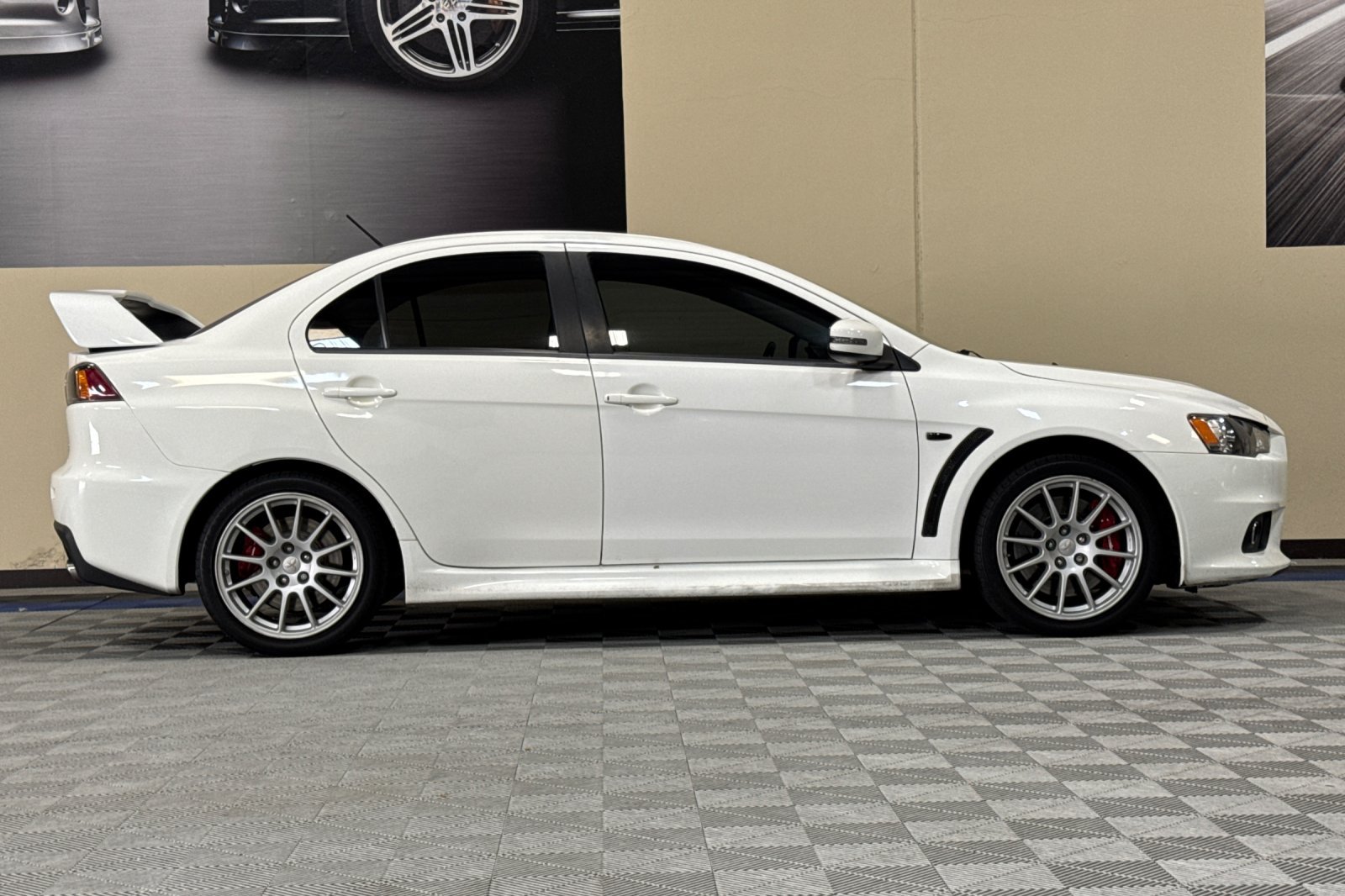 Used 2015 Mitsubishi Lancer Evolution GSR AWD/4WD image 3
