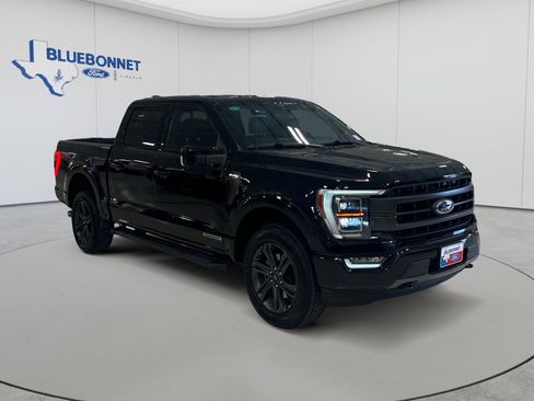 Used 2023 Ford F150 Lariat w/ Equipment Group 502A High AWD/4WD image 3