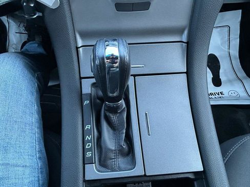 Used 2017 Ford Taurus SEL AWD/4WD image 24
