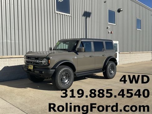 New 2025 Ford Bronco Outer Banks w/ Sasquatch Package image 1