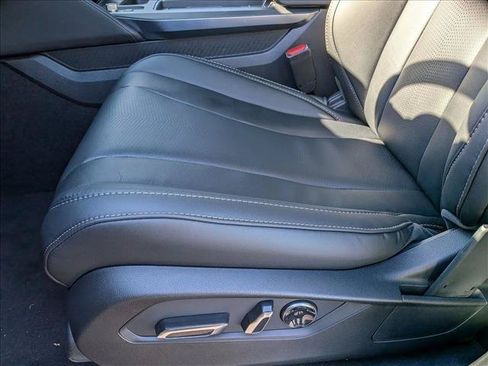 Certified 2026 Acura MDX w/ Technology Package FWD image 4